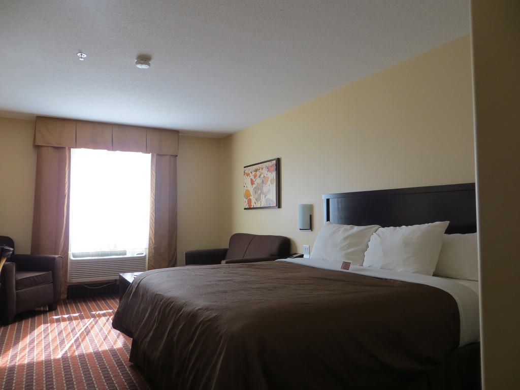 Poplar Tree Inn Stoughton 部屋 写真