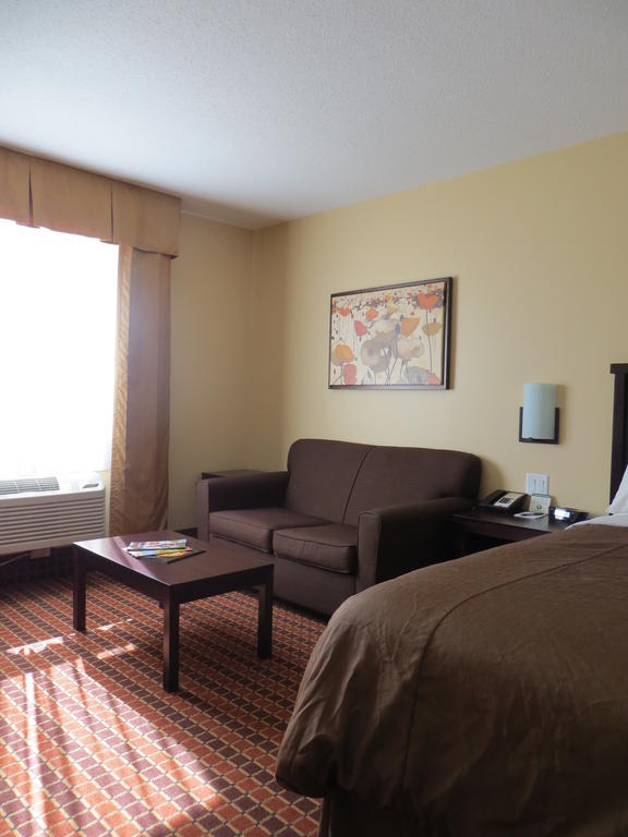 Poplar Tree Inn Stoughton 部屋 写真